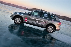 The Russian Book of Records Confirmed the Record Set by the Volkswagen Touareg on the Ice of Lake Baikal