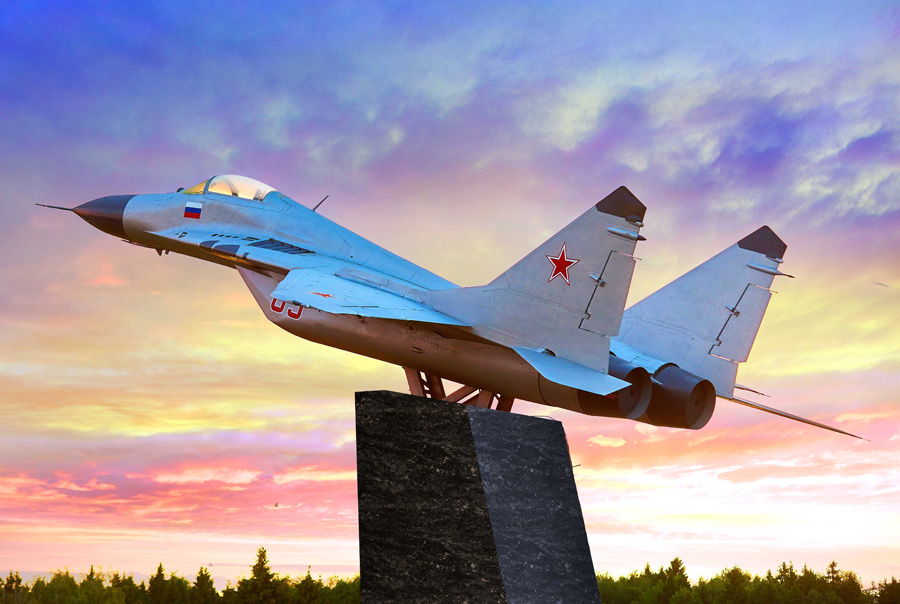 Открытие памятника МИГ-29 в Обнинске